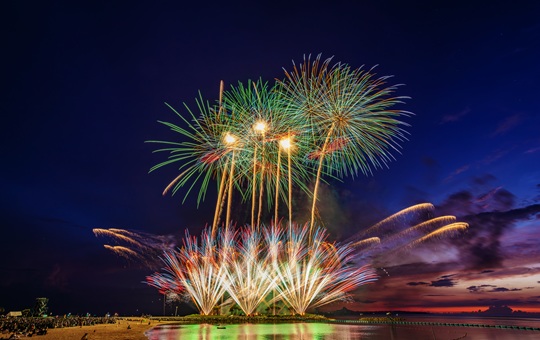 イメージ　海洋博　美ら海 花火大会　日帰りバスツアー【遊タイムツアー】海洋博公園サマーフェスティバル２０２６